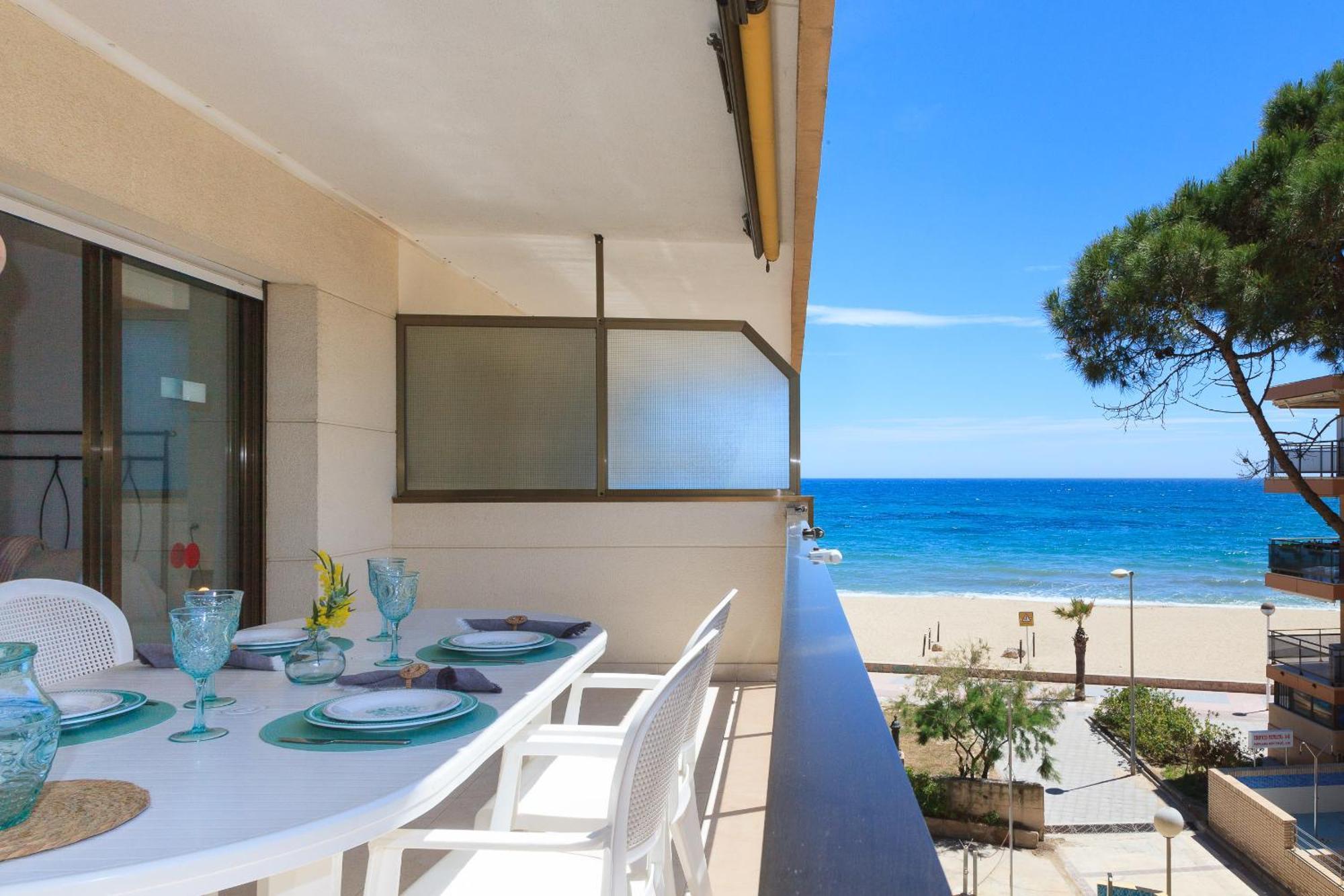 Uhc Txingudi Apartments Cambrils Exterior foto