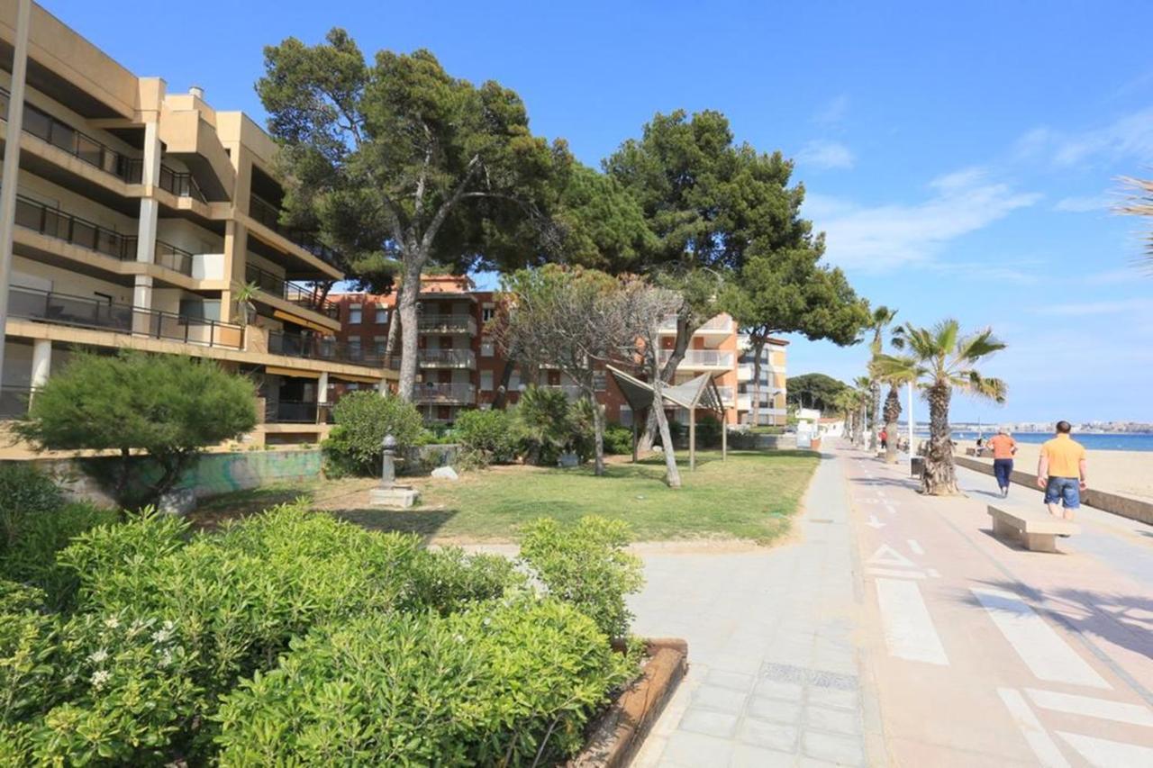 Uhc Txingudi Apartments Cambrils Exterior foto